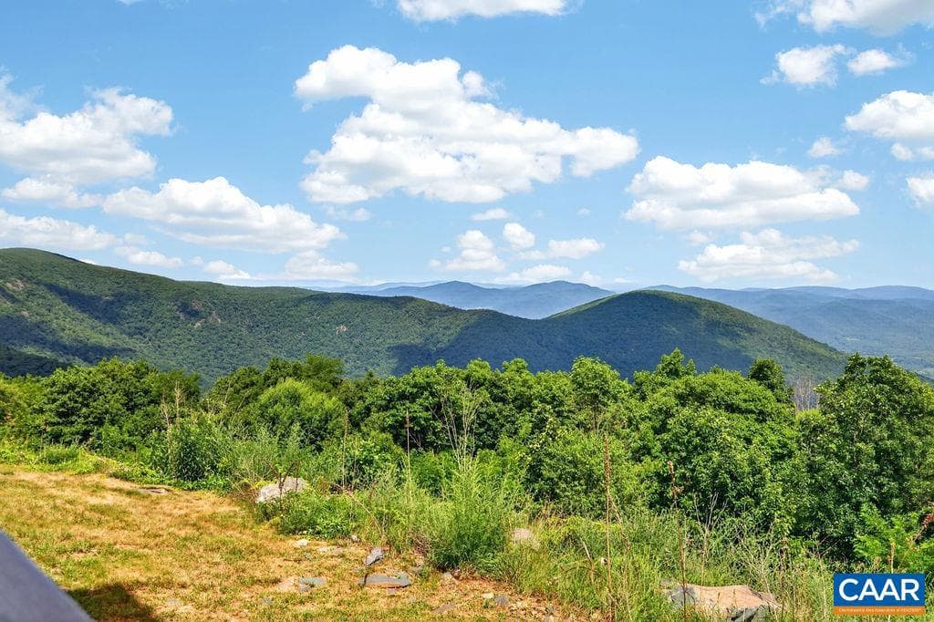 1826 High Ridge Ct Condos, Wintergreen Resort