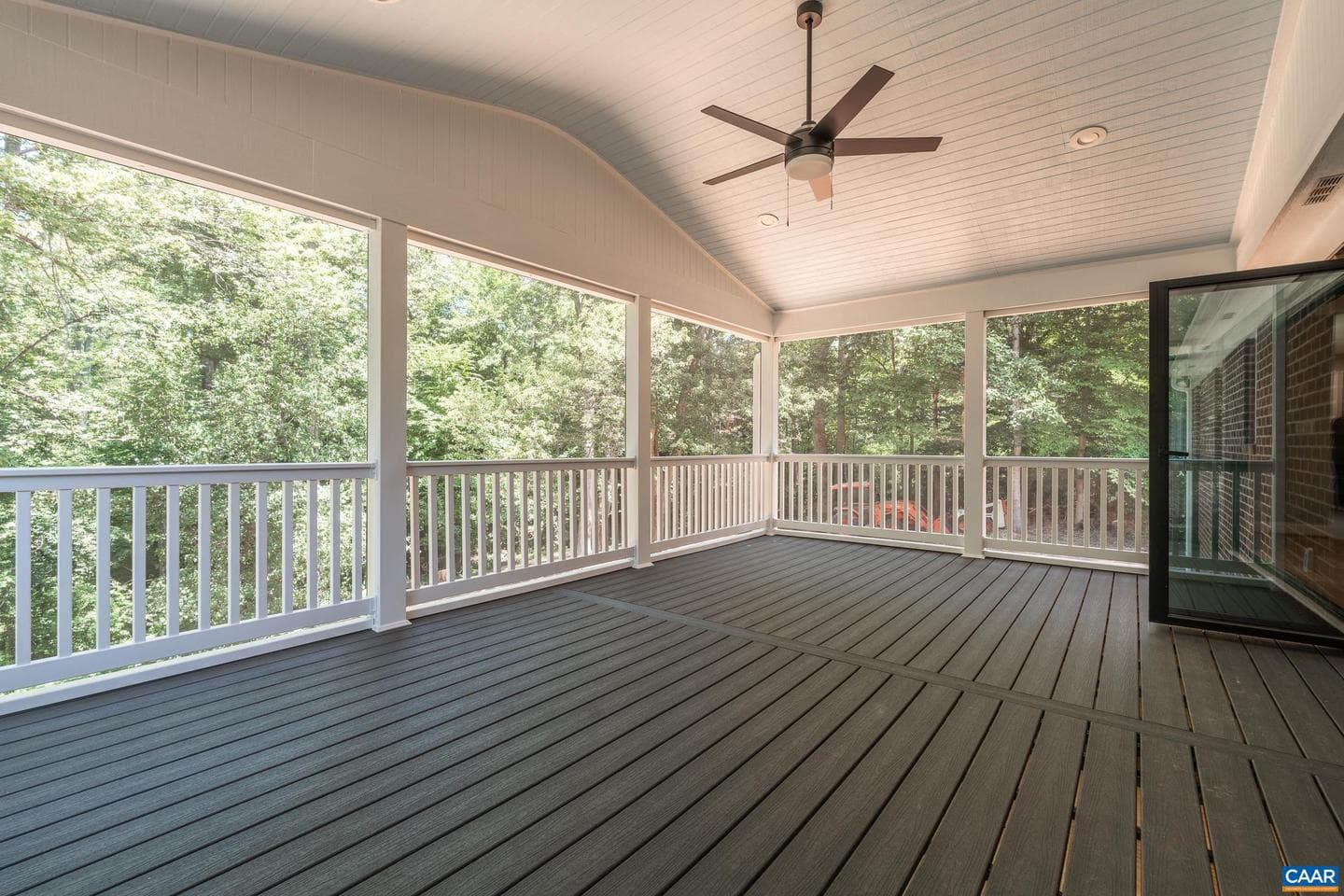 540 Milford Rd photo 23