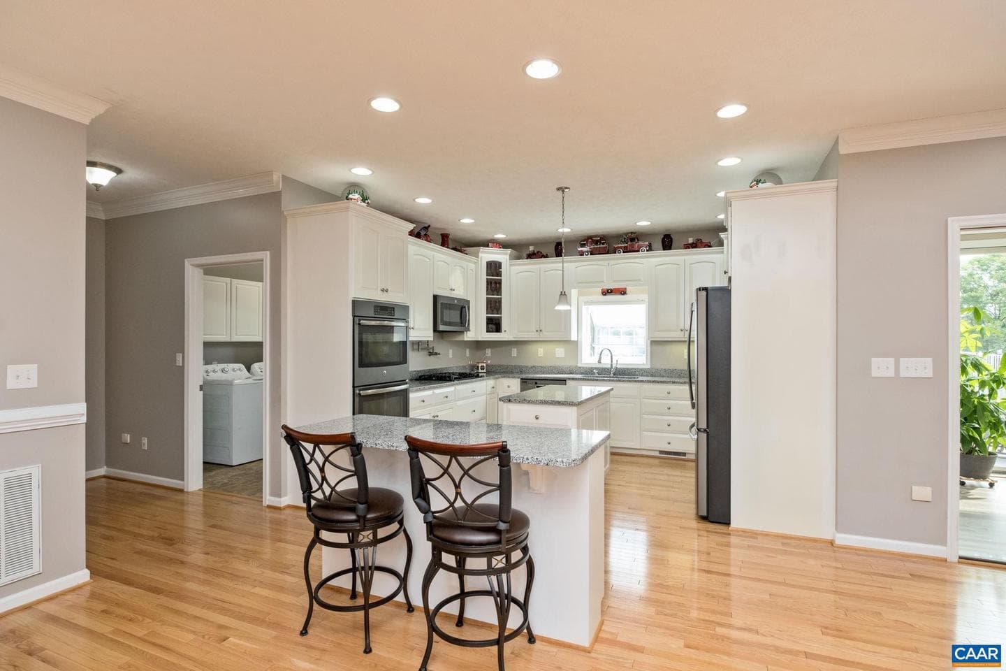158 Apple Ln photo 11