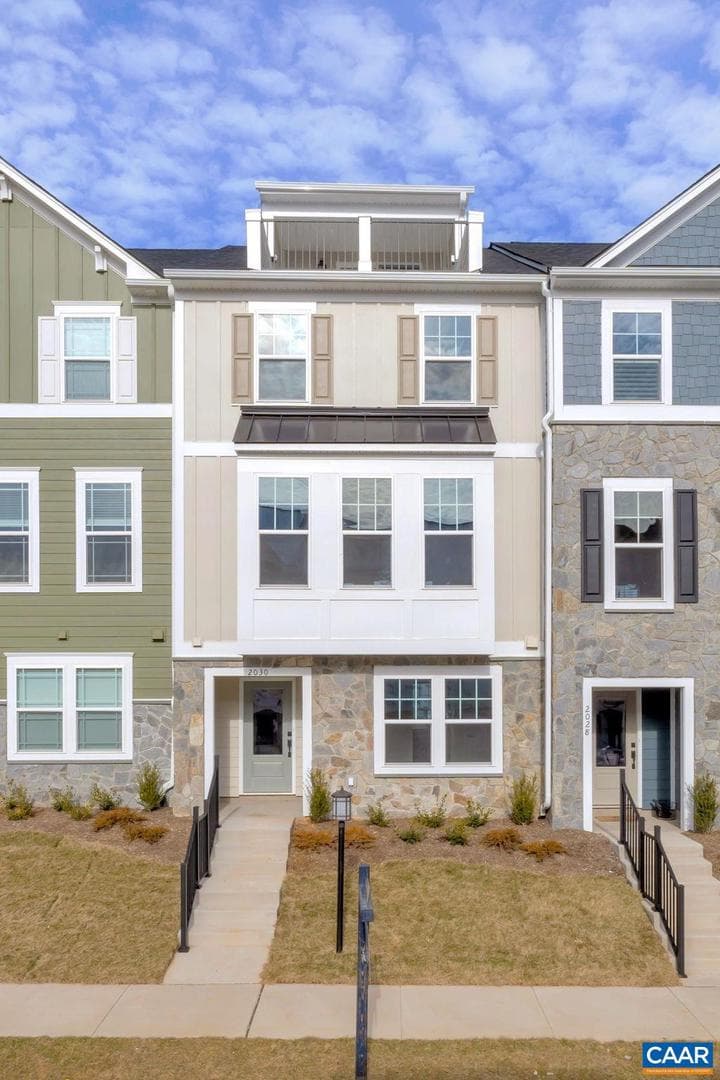 137 Park Ridge Dr, Crozet