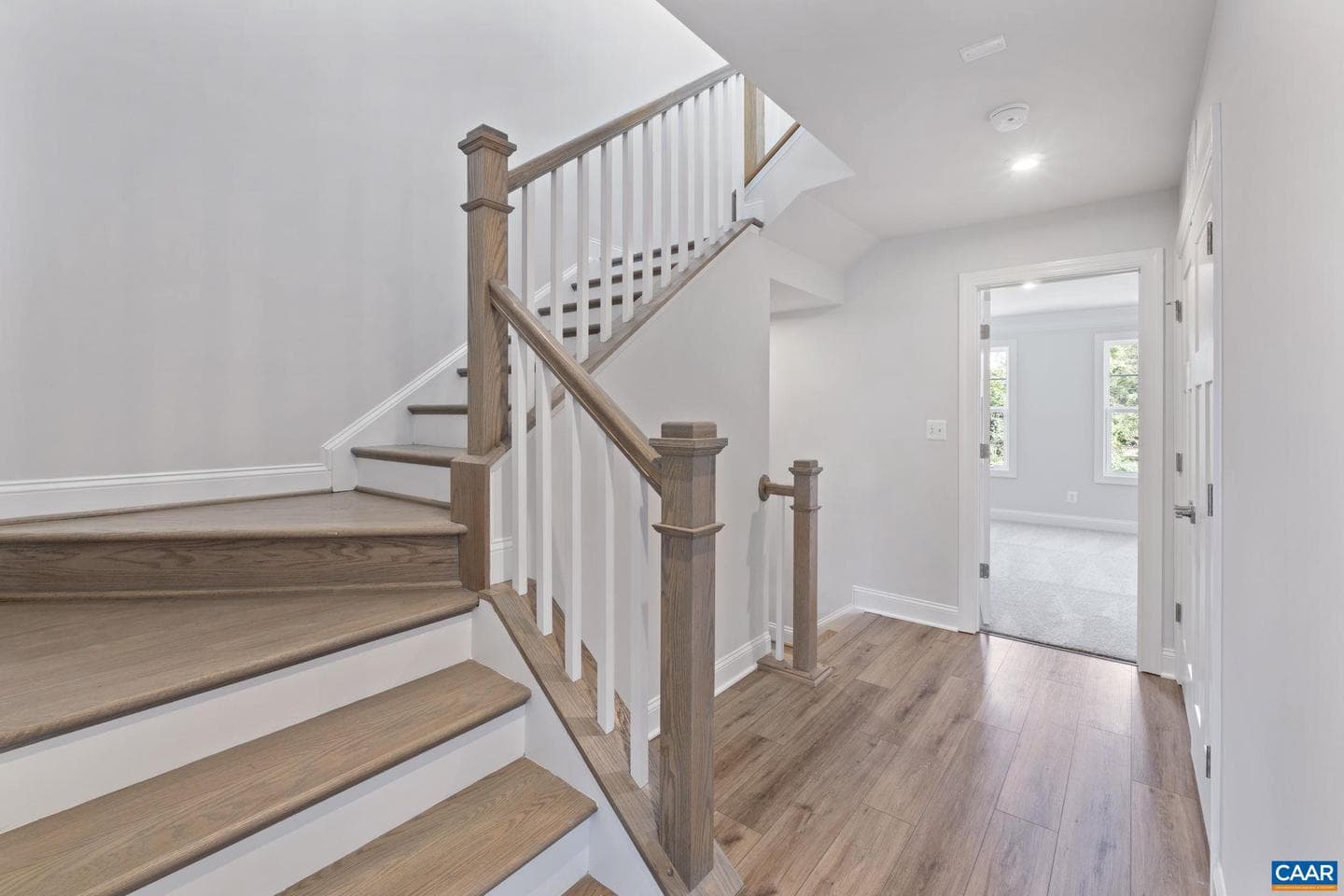 137 Park Ridge Dr photo 33