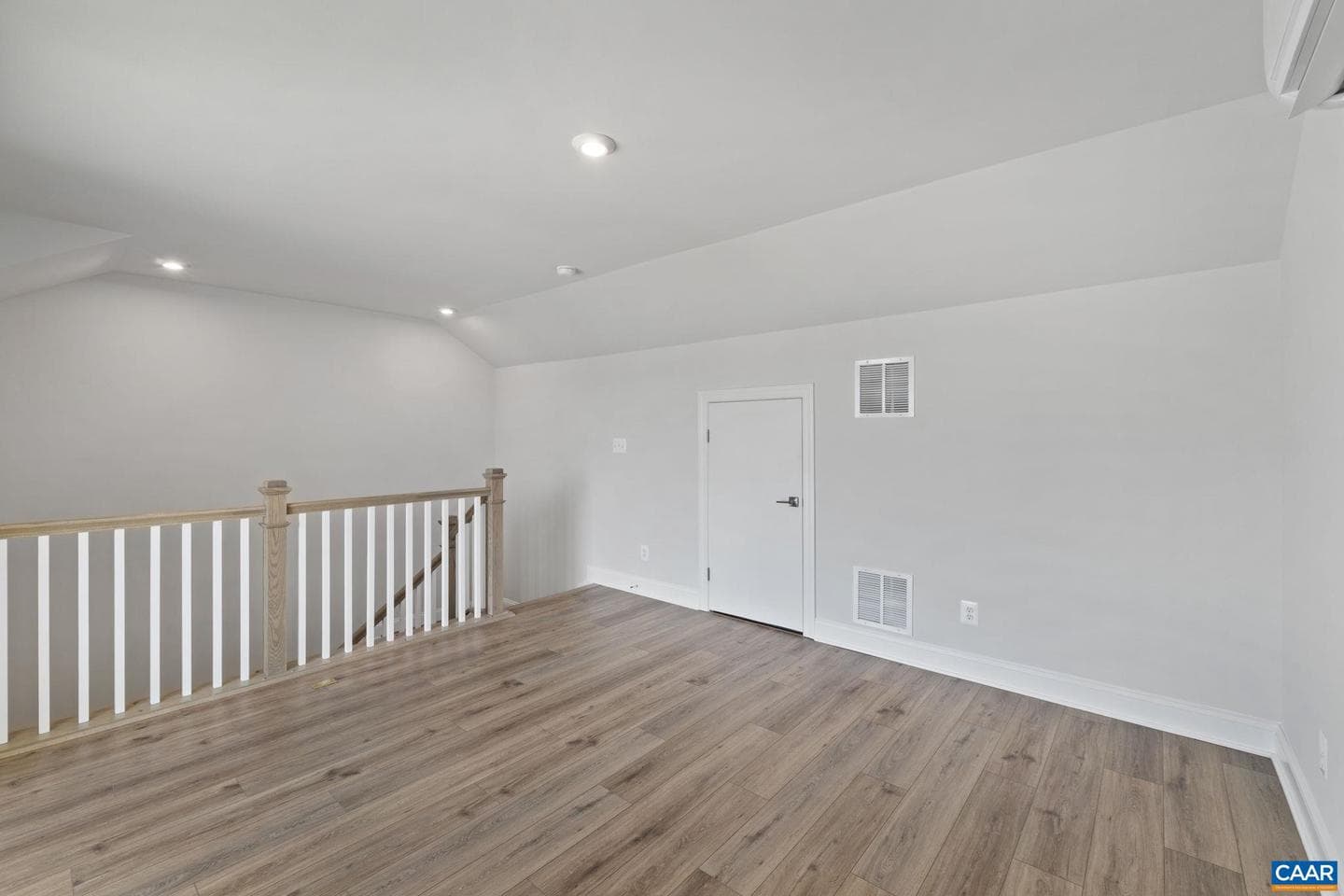 137 Park Ridge Dr photo 35