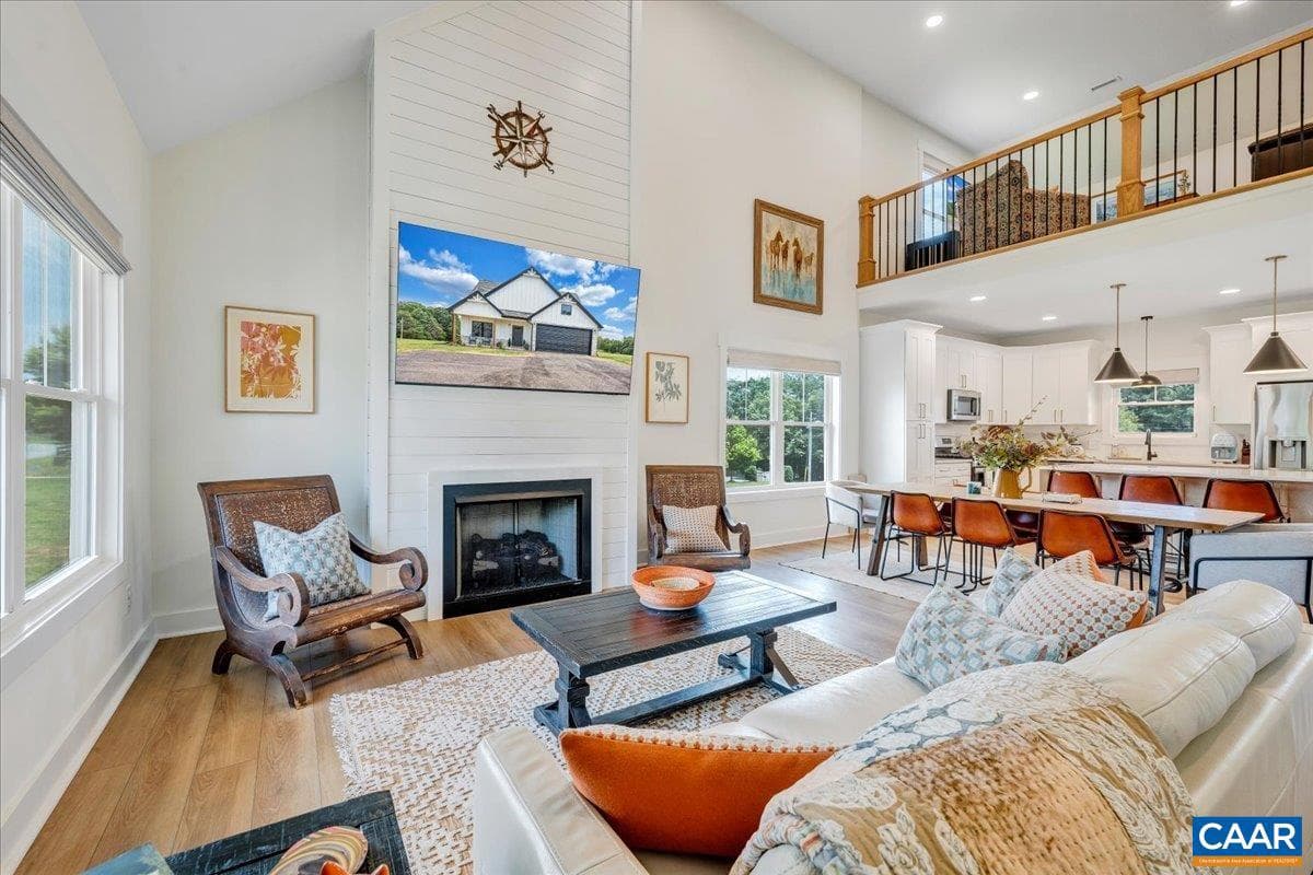 510 Camellia Ln photo 7