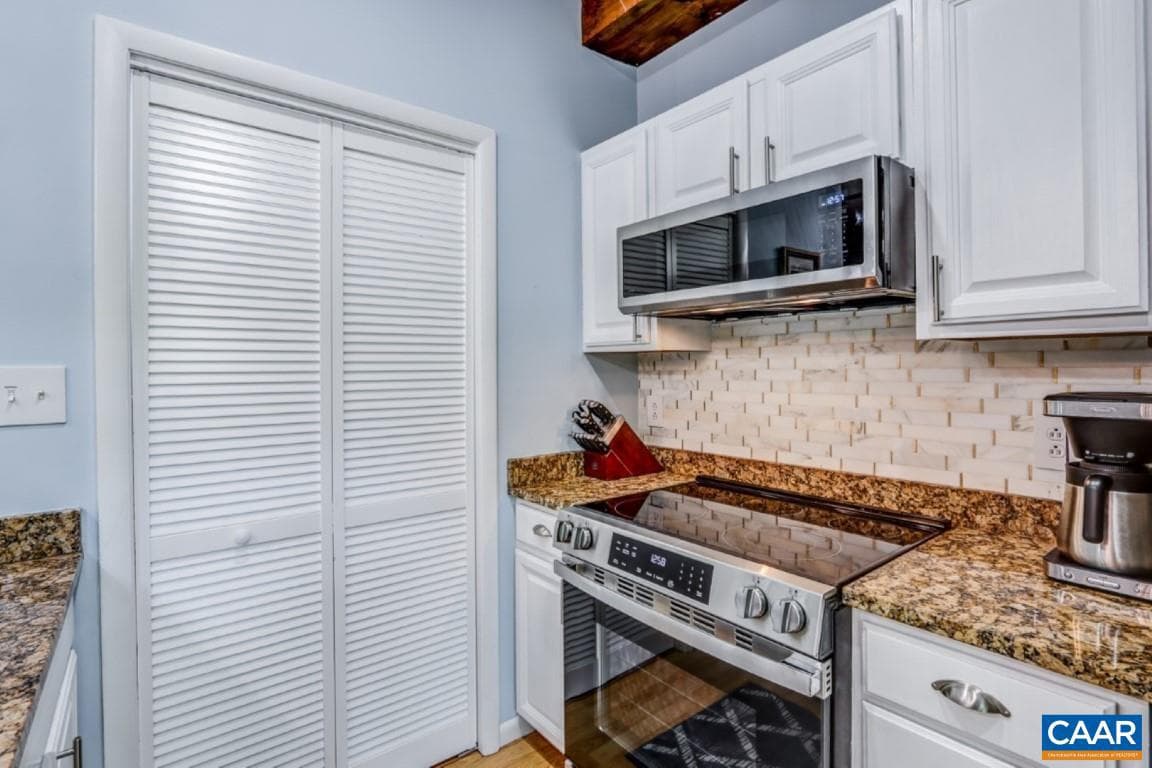 740 Laurelwood Condos photo 10