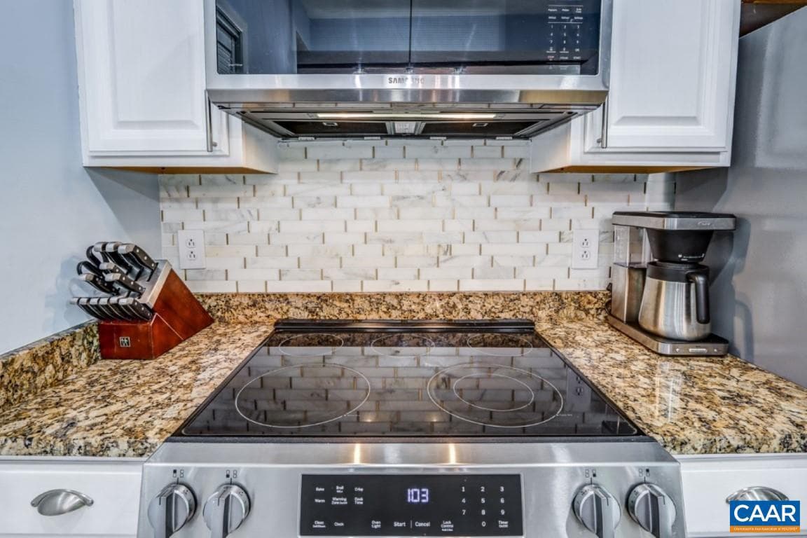740 Laurelwood Condos photo 14