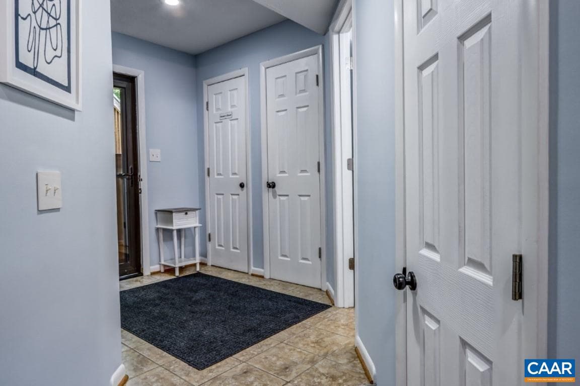 740 Laurelwood Condos photo 16