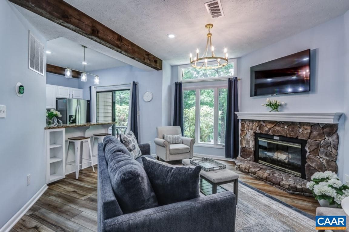 740 Laurelwood Condos, Wintergreen