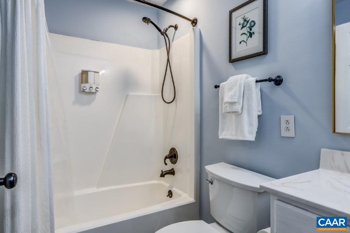 740 Laurelwood Condos photo 20