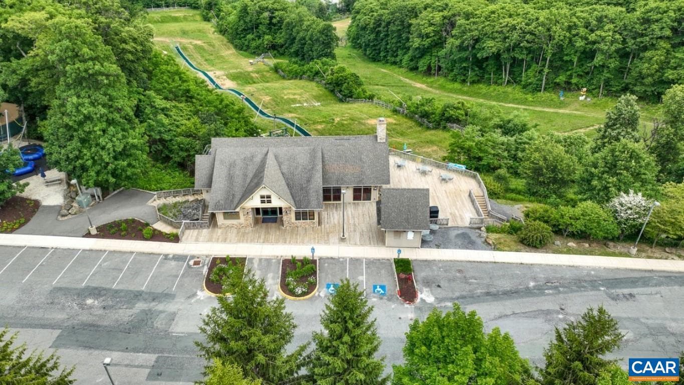 740 Laurelwood Condos photo 44