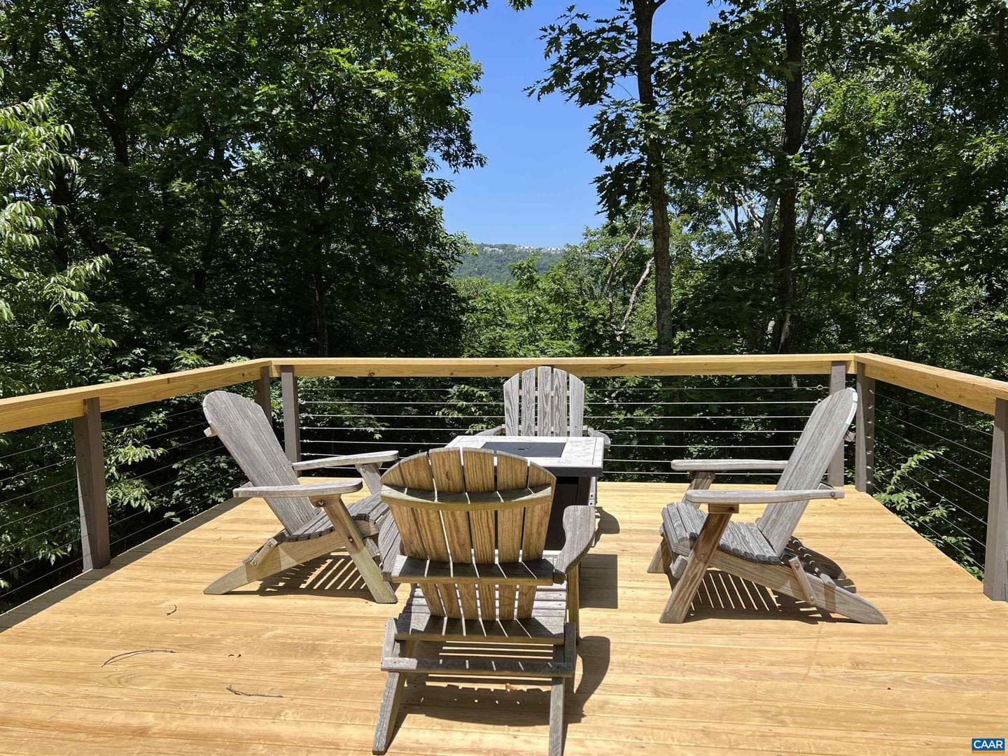 70 Pedlars End, Wintergreen Resort