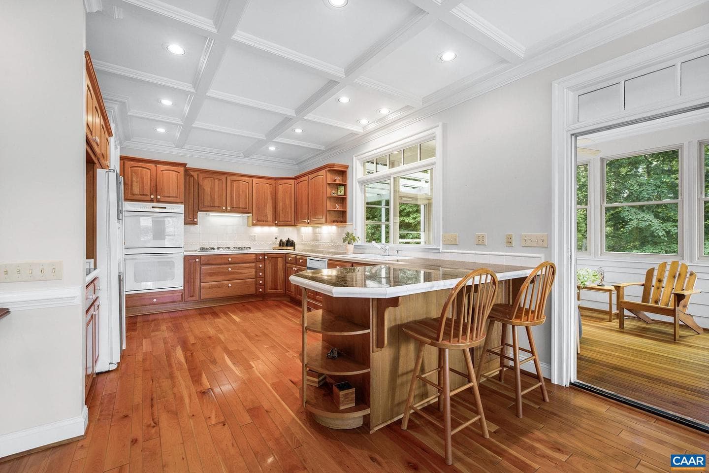 3059 Hyde Park Pl photo 19