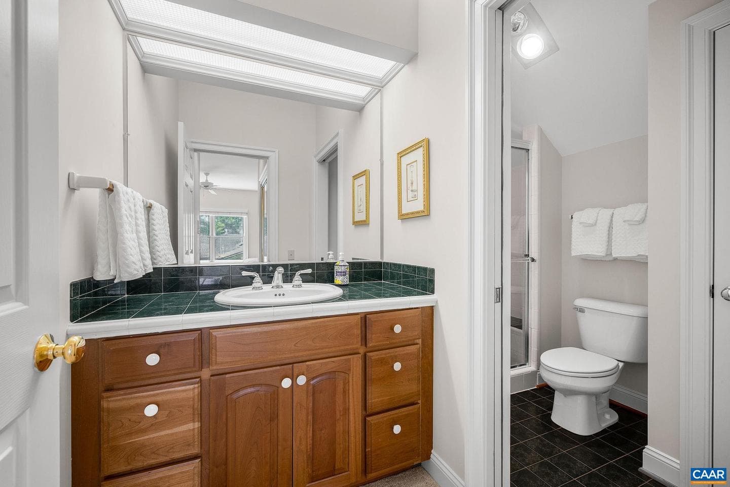 3059 Hyde Park Pl photo 46