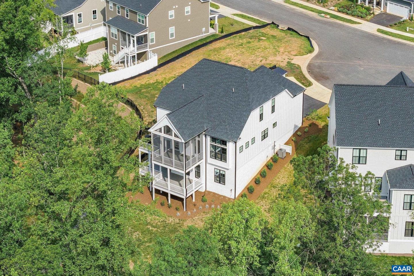 3332 Cliffstone Blvd photo 6