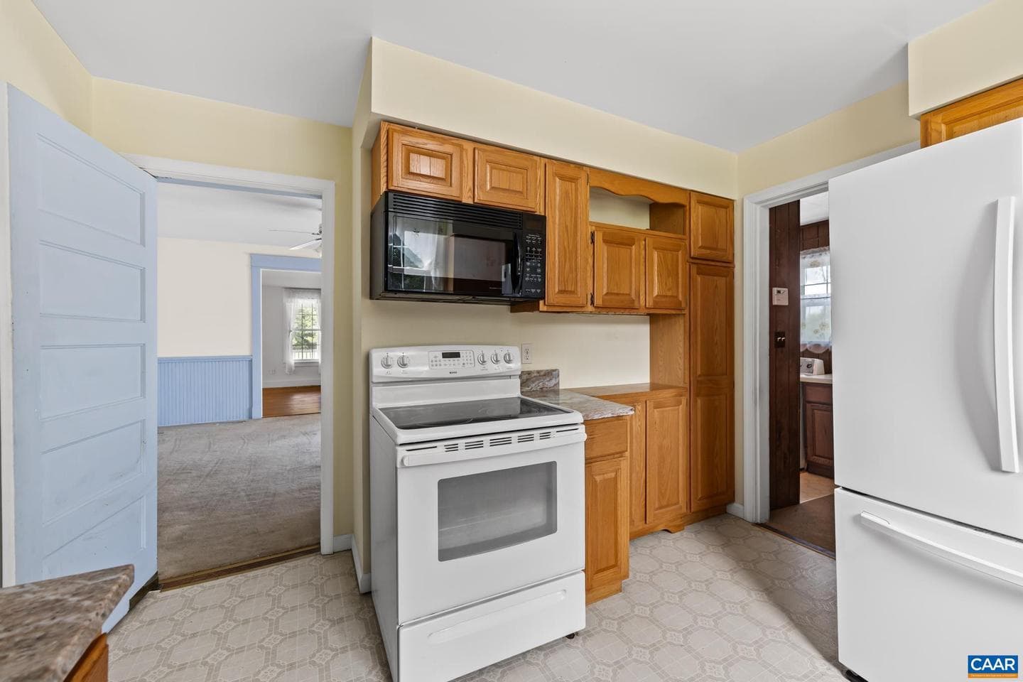 2037 N Boston Rd photo 10