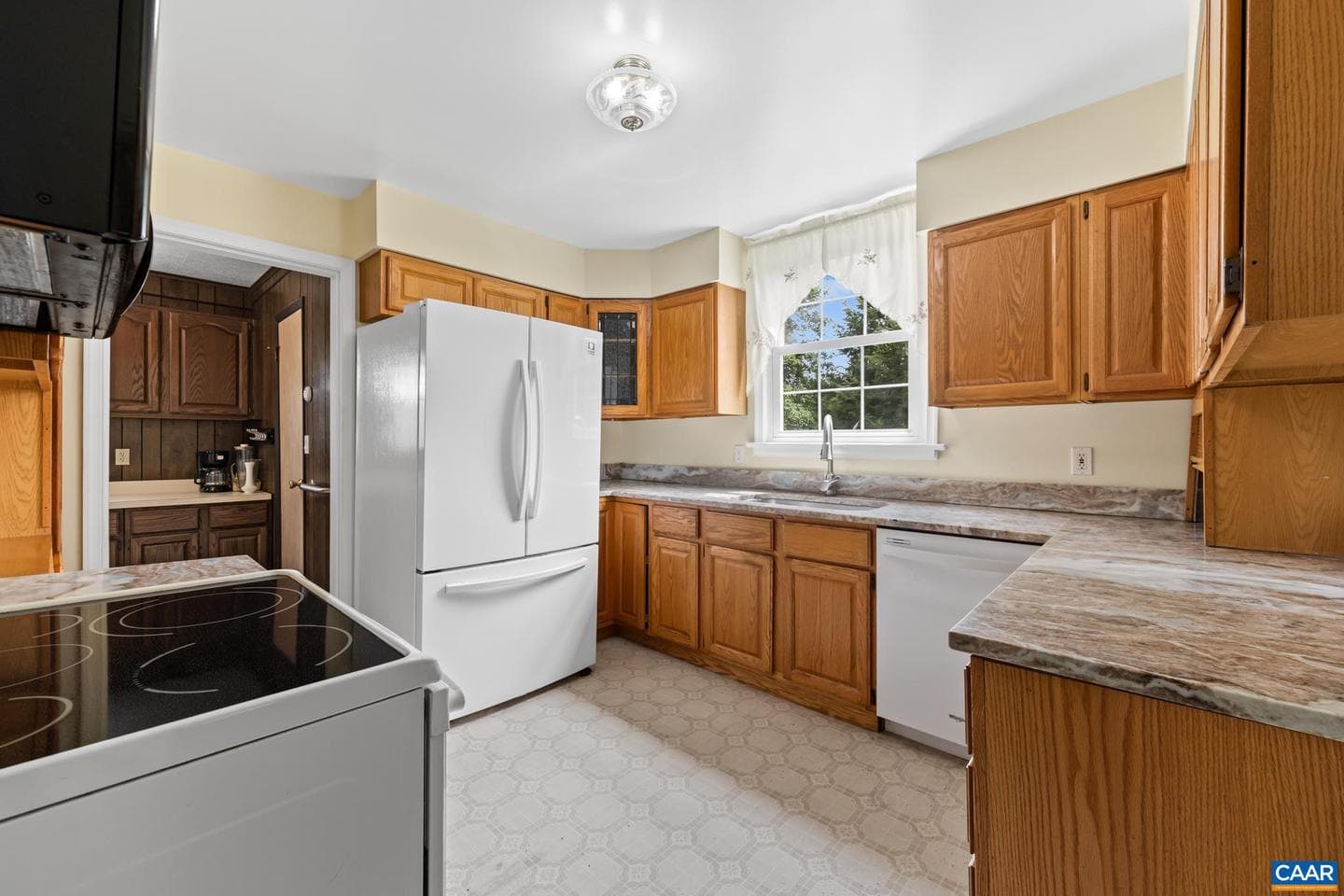 2037 N Boston Rd photo 12