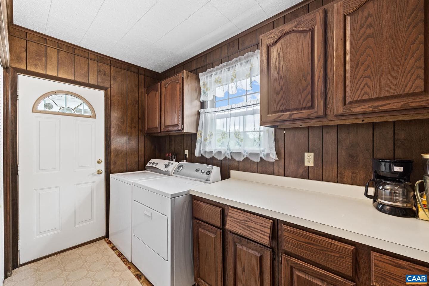 2037 N Boston Rd photo 9