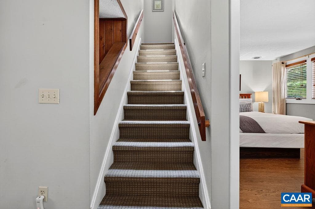 415 Three Ridges Condos photo 14
