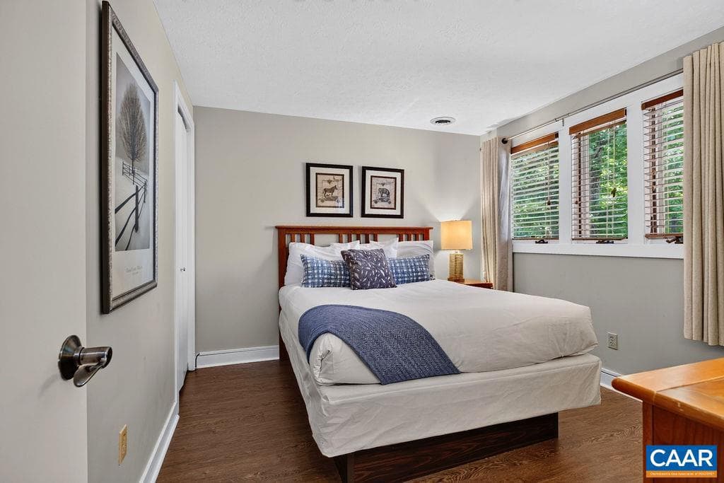 415 Three Ridges Condos photo 15