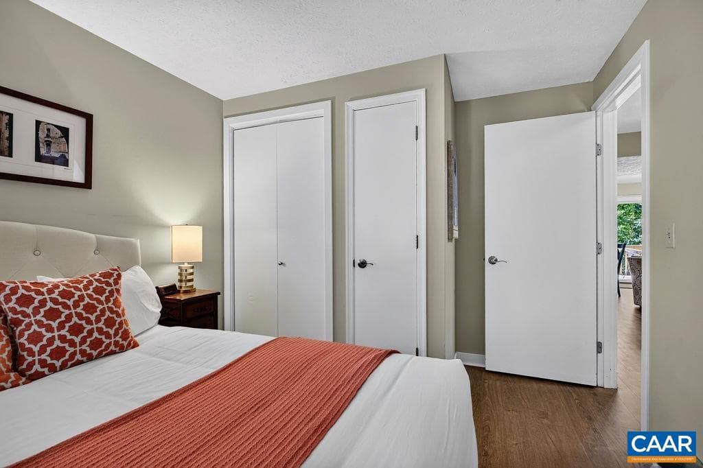 415 Three Ridges Condos photo 19