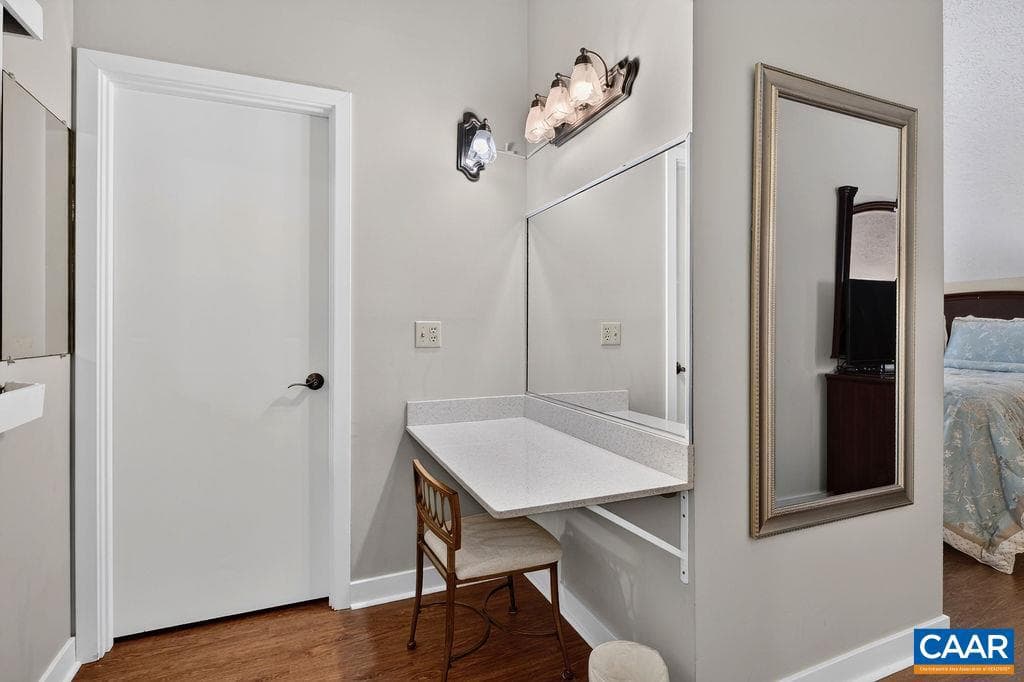 415 Three Ridges Condos photo 24