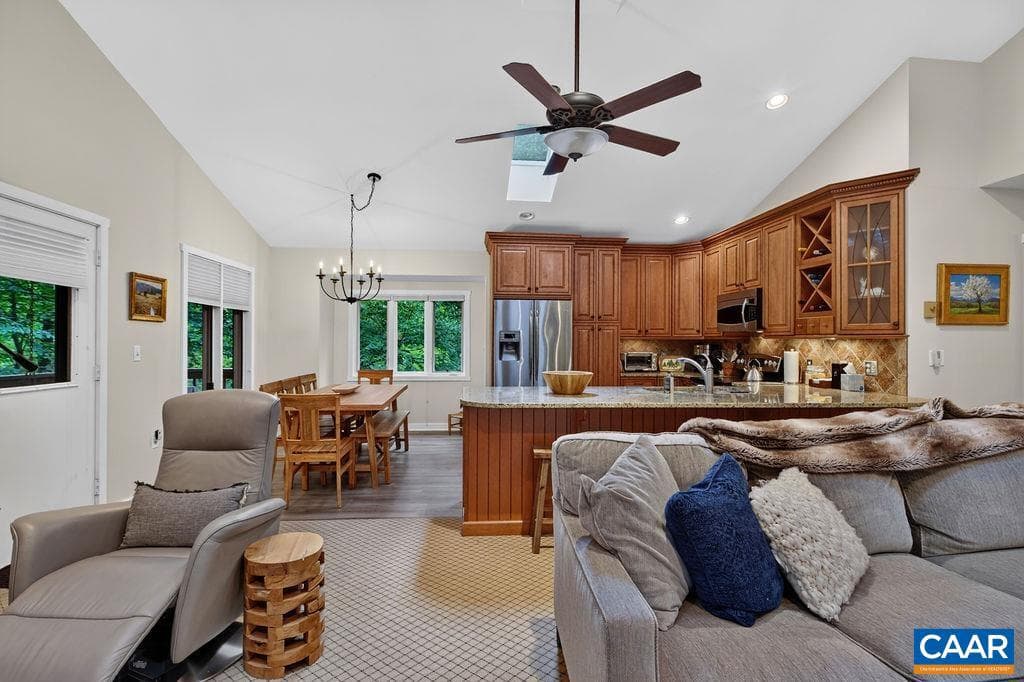 48 Deerberry Ln photo 15