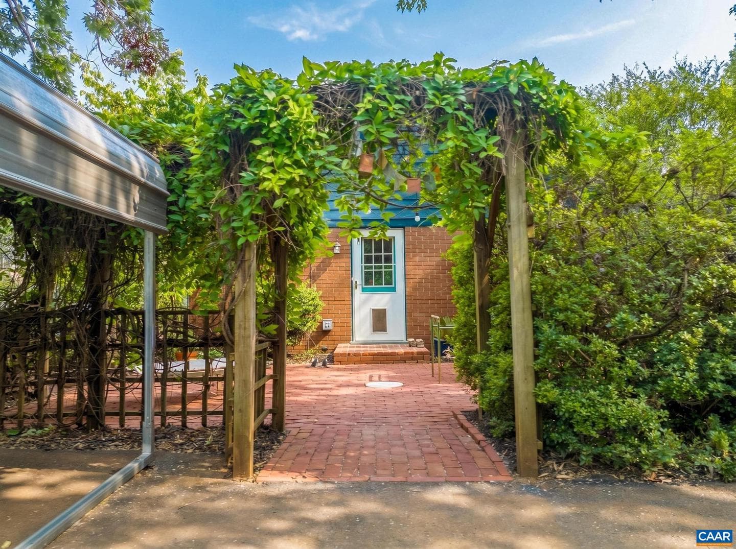 340 Key West Dr photo 47