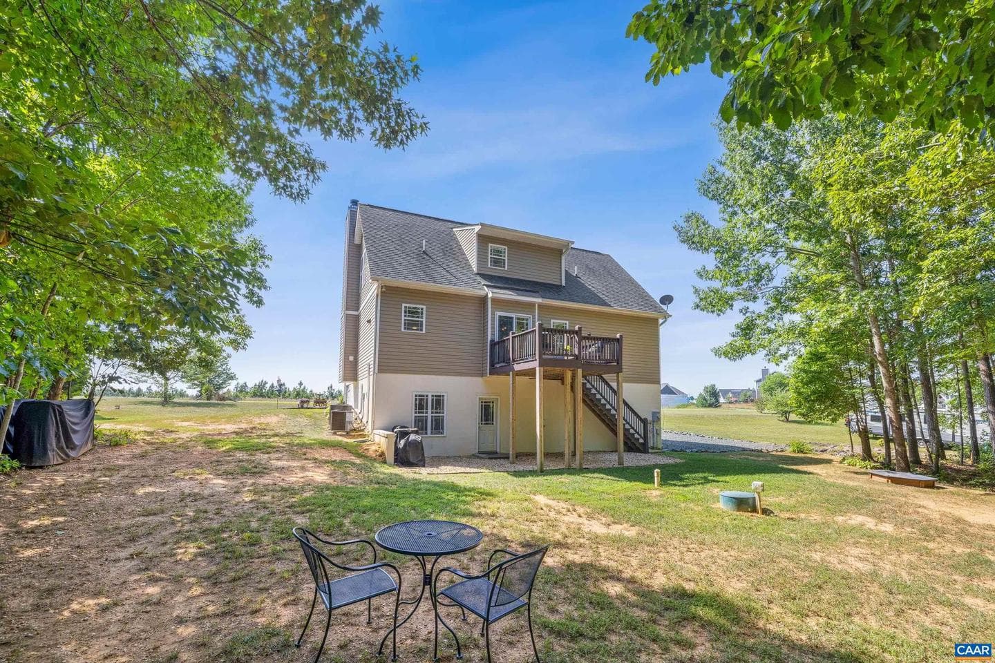 306 Rosewood Dr photo 5