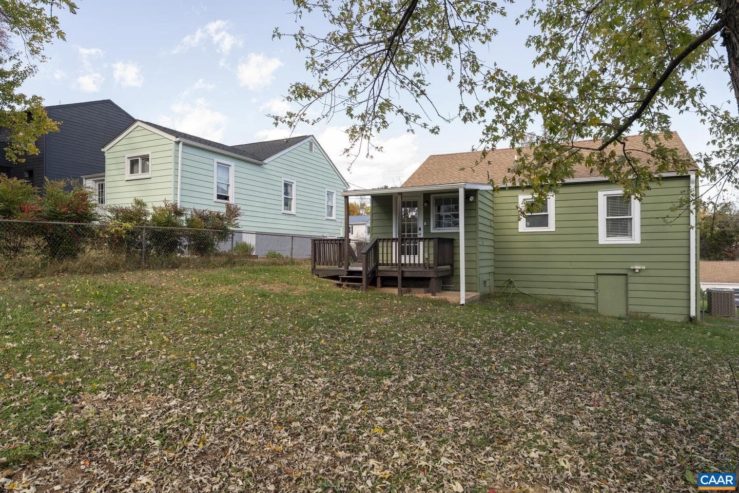 216 Palatine Ave photo 19