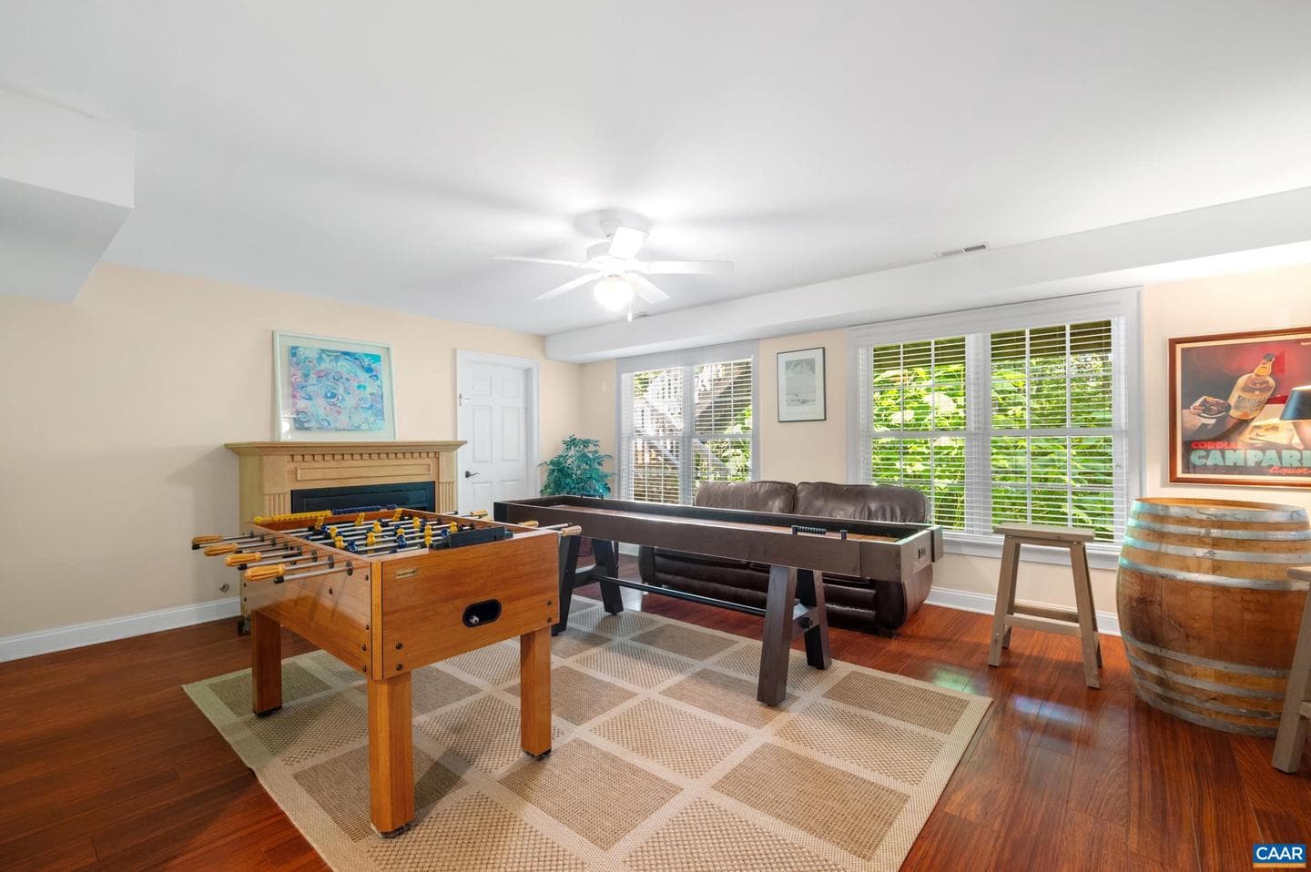 2085 Bentivar Dr photo 59