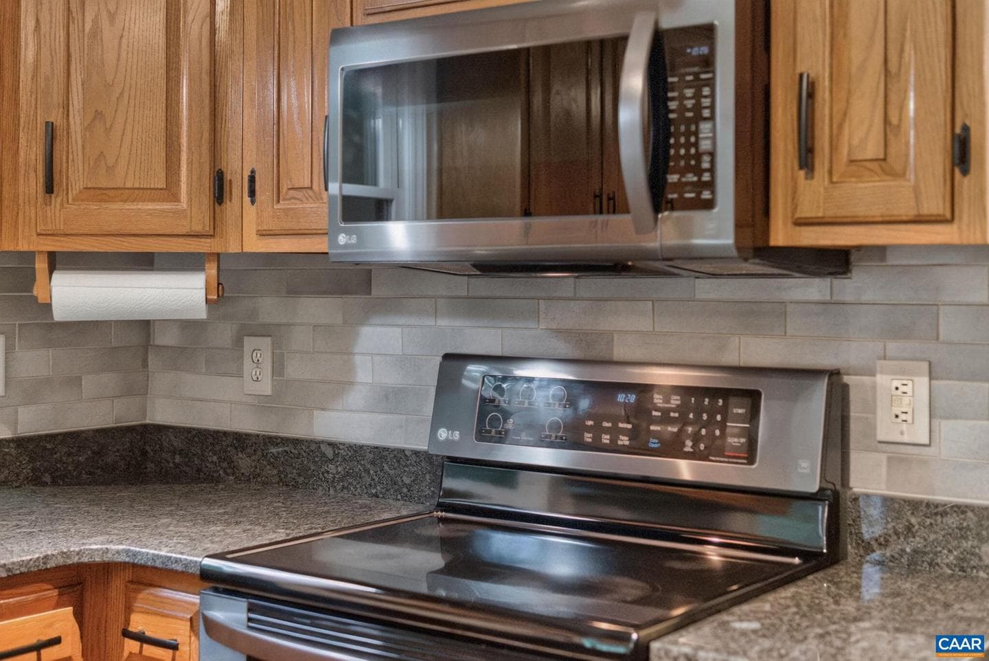 5880 Lexington Ln photo 16
