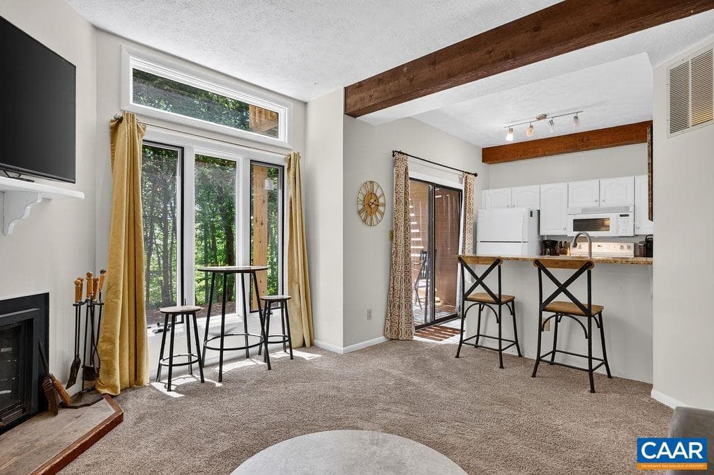 730 Laurelwood Condos photo 10