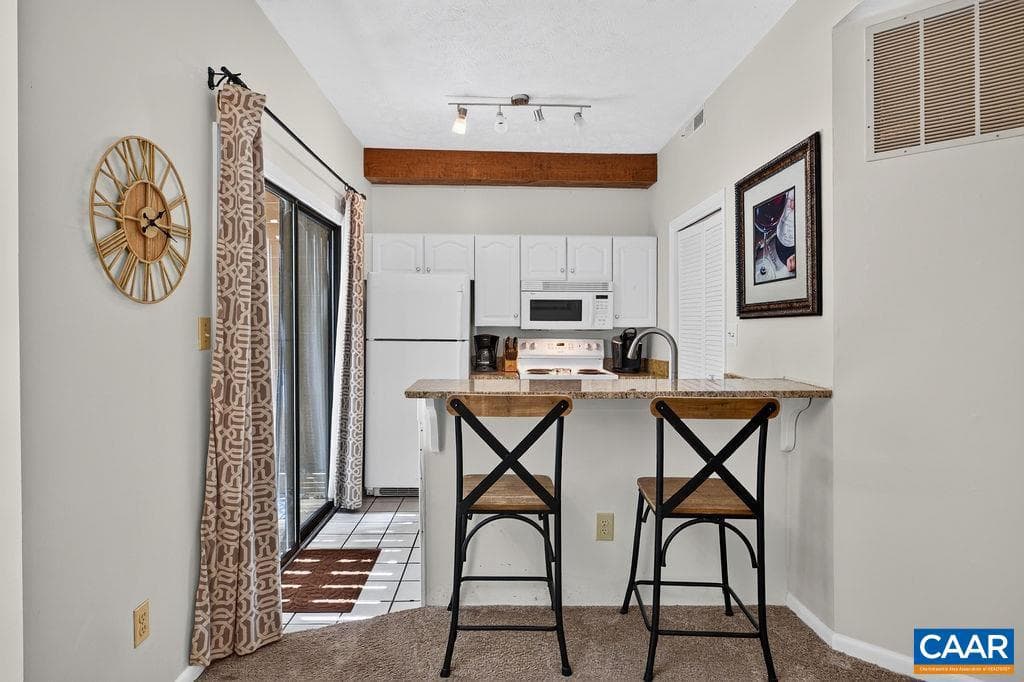 730 Laurelwood Condos photo 13