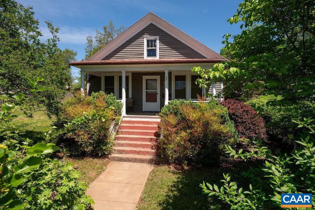 1419 Chesapeake St photo 1