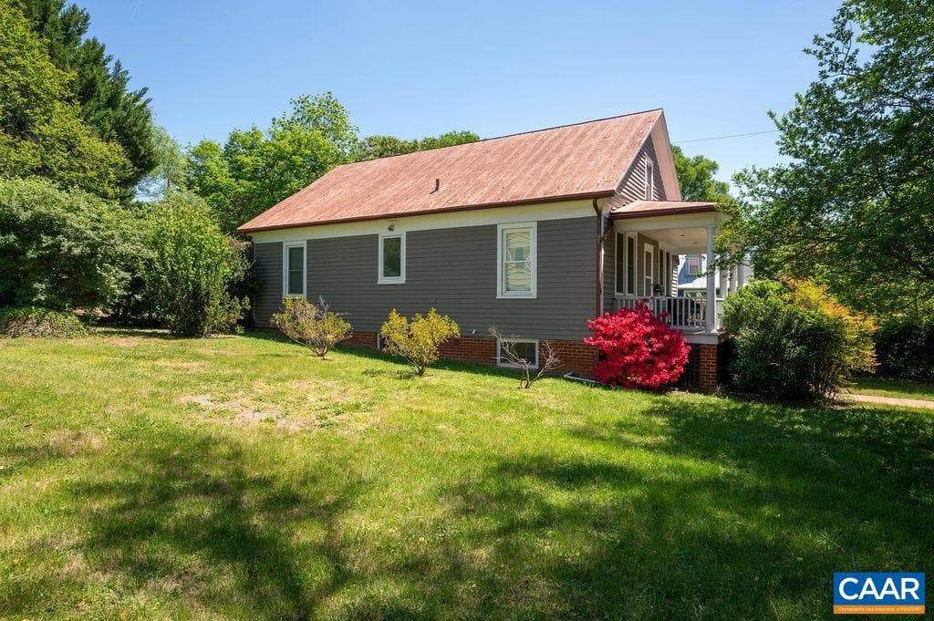 1419 Chesapeake St photo 4