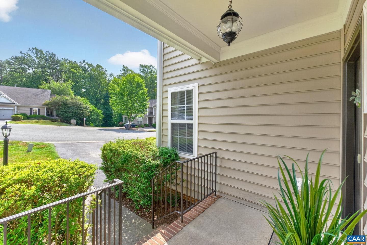 2590 Ravenscroft Way photo 7