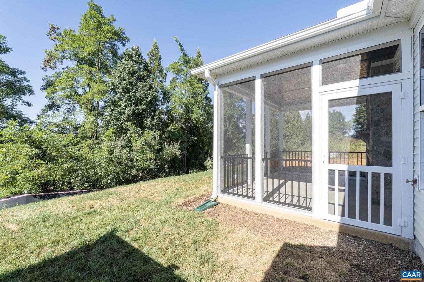 138 Springdale Rd photo 48