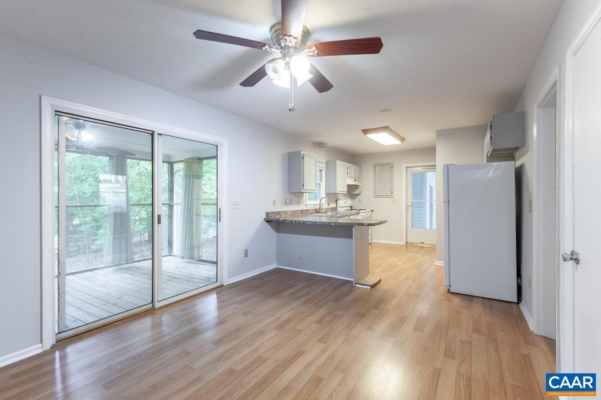56 Riverside Dr photo 16