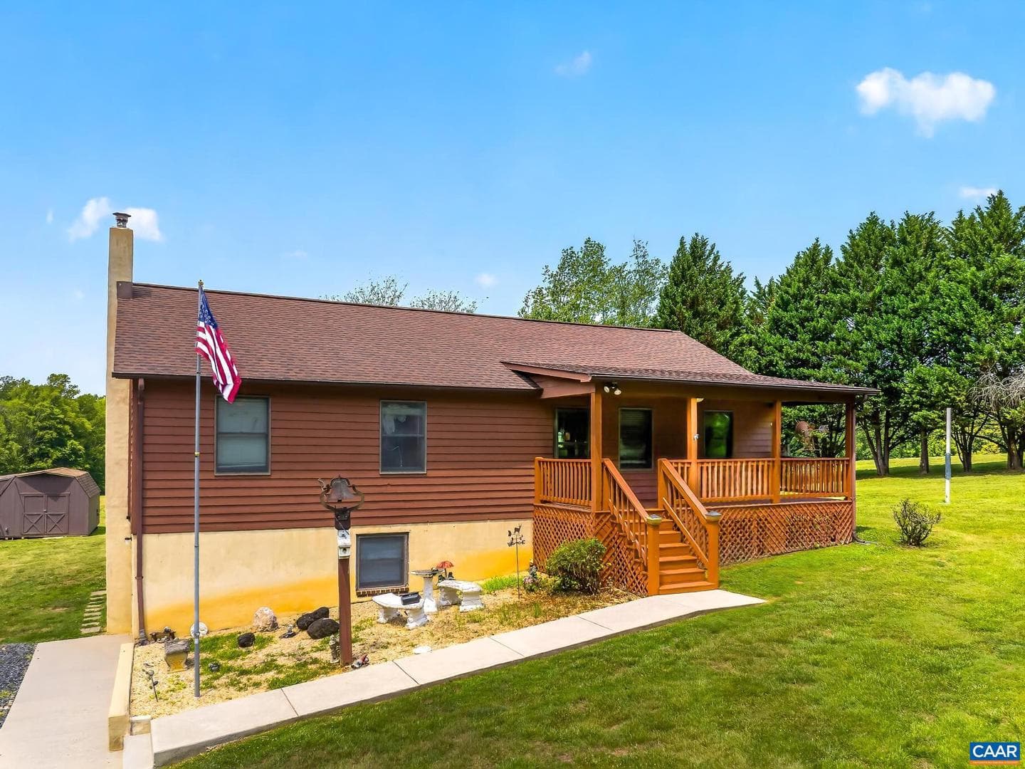 1379 Ridge Rd, Palmyra