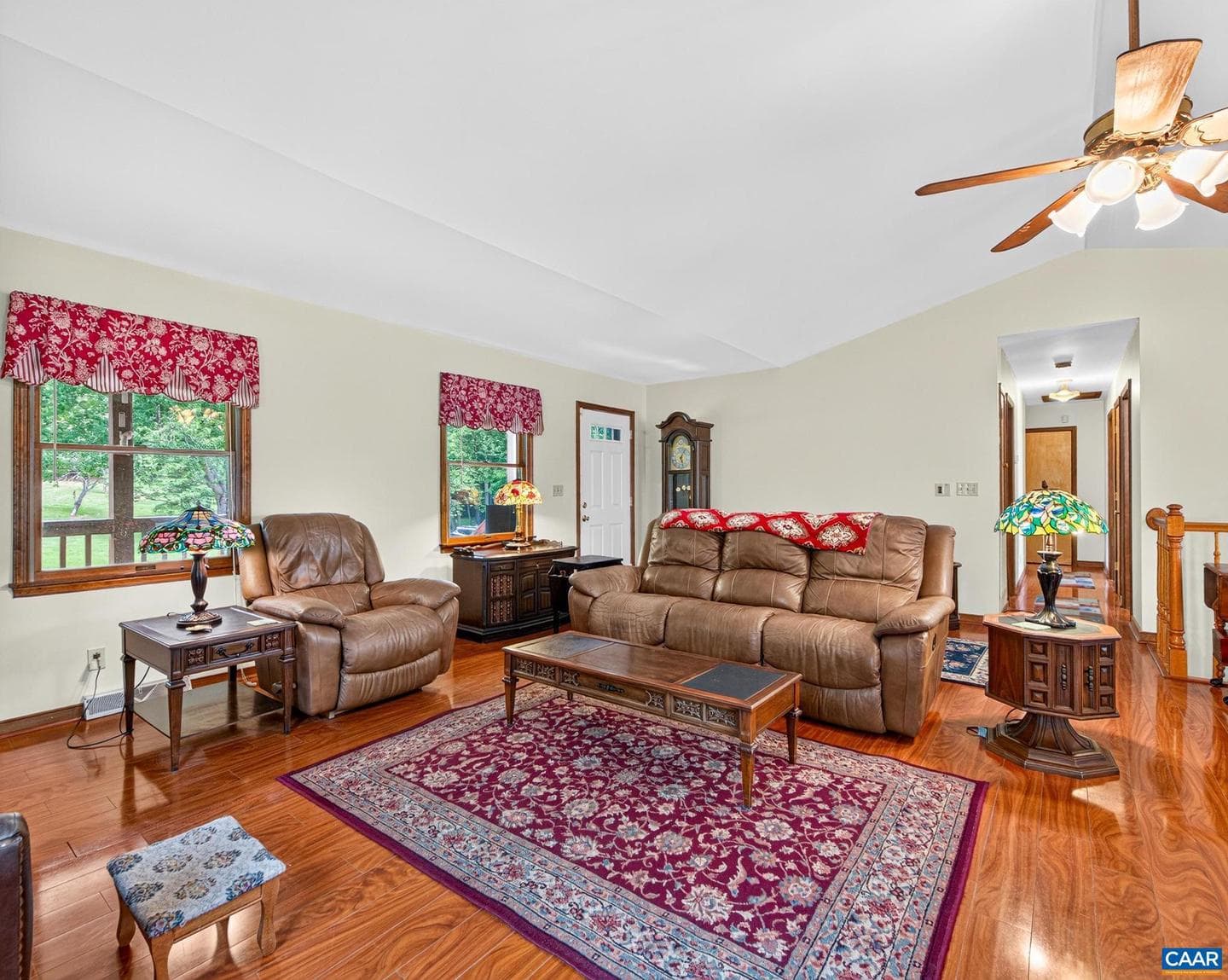 1379 Ridge Rd photo 6