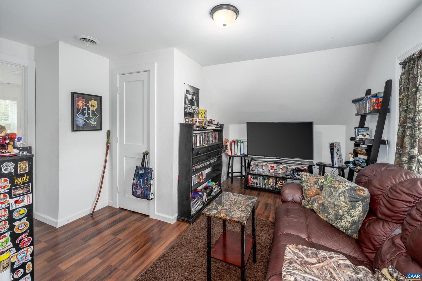 210 Draft Ave photo 33