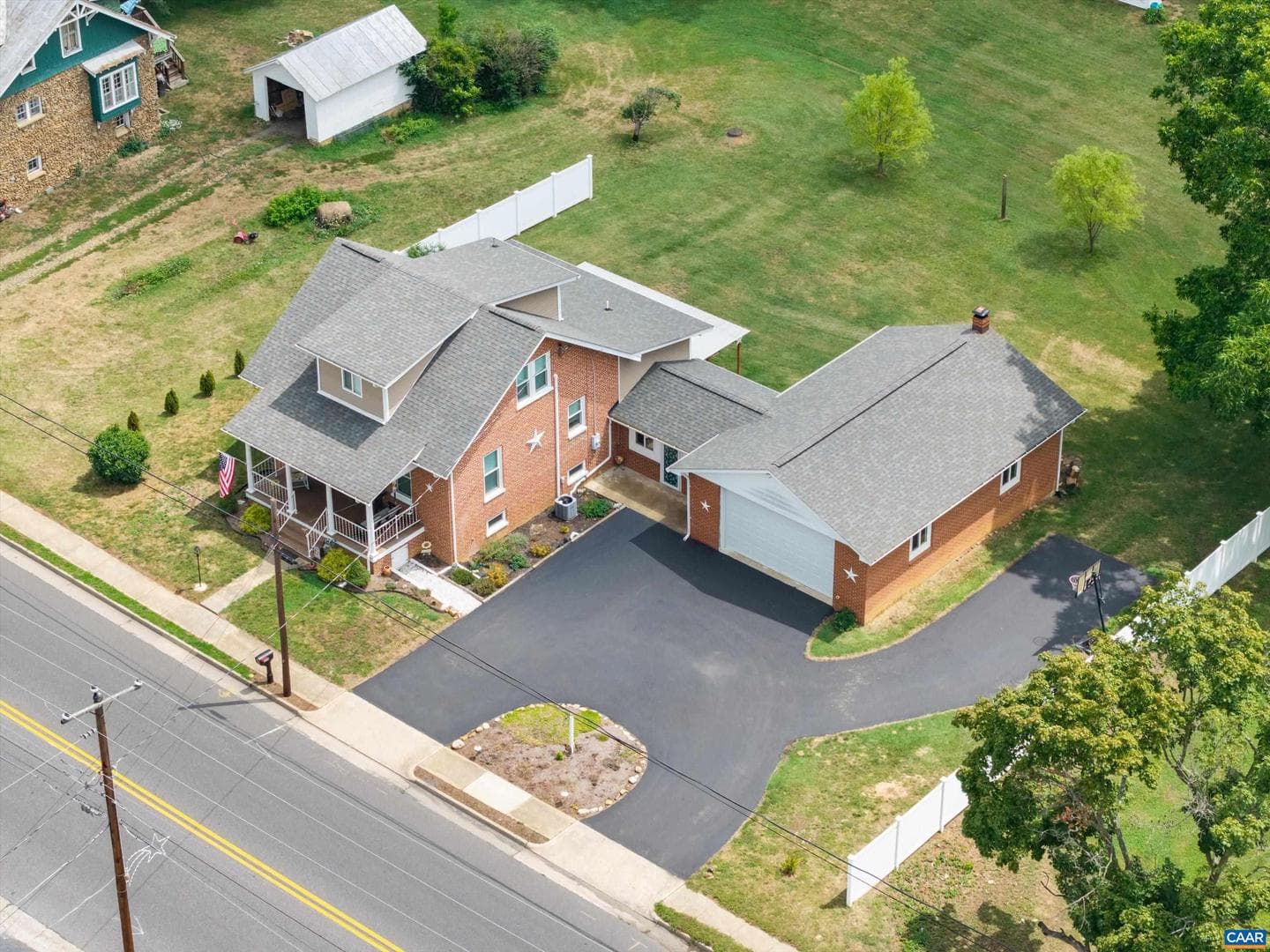 210 Draft Ave photo 48