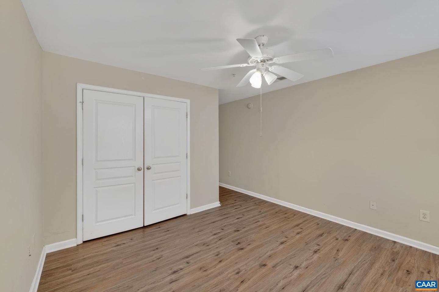 1915 Beechcrest Ct #101 photo 23