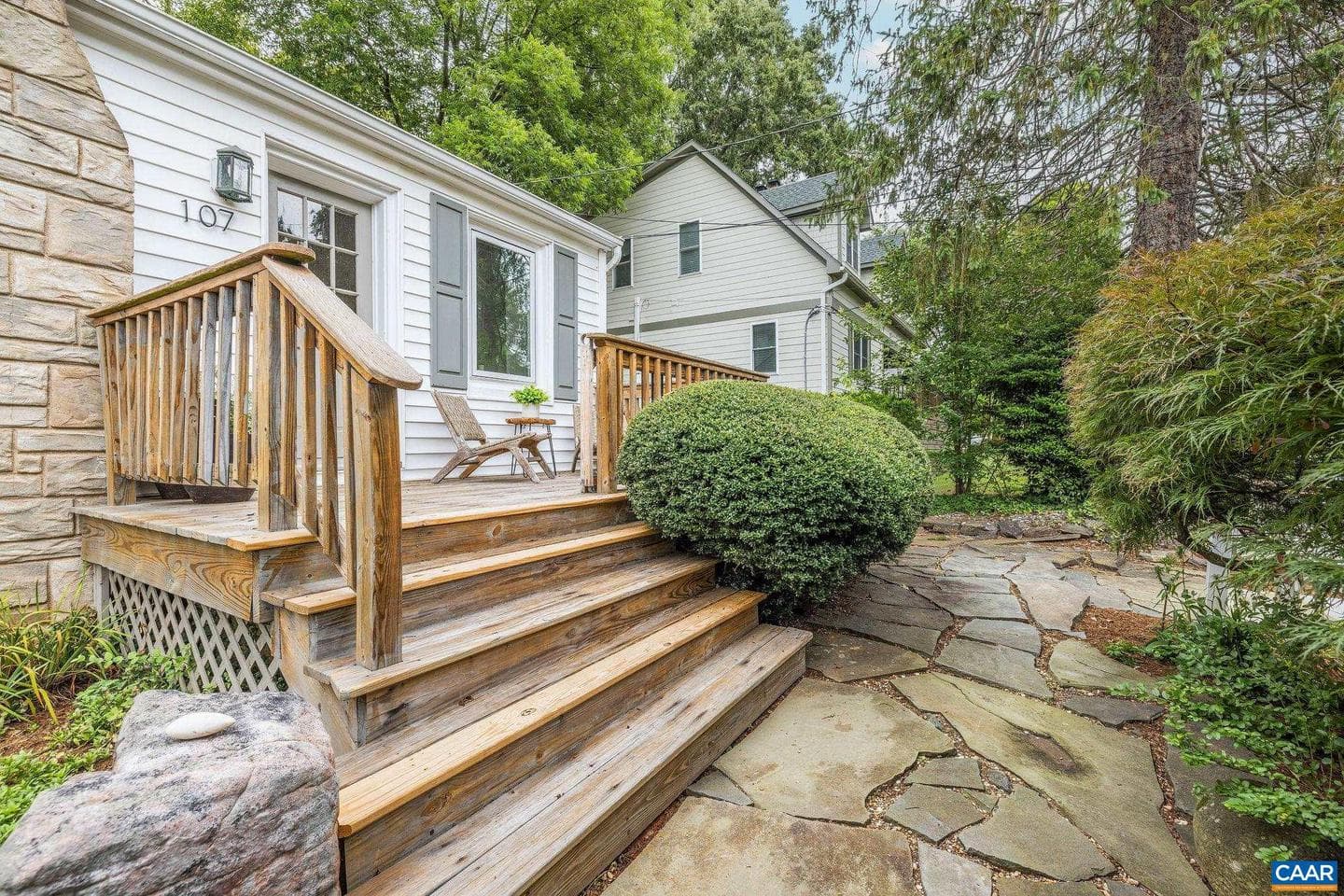 107 Perry Dr photo 23
