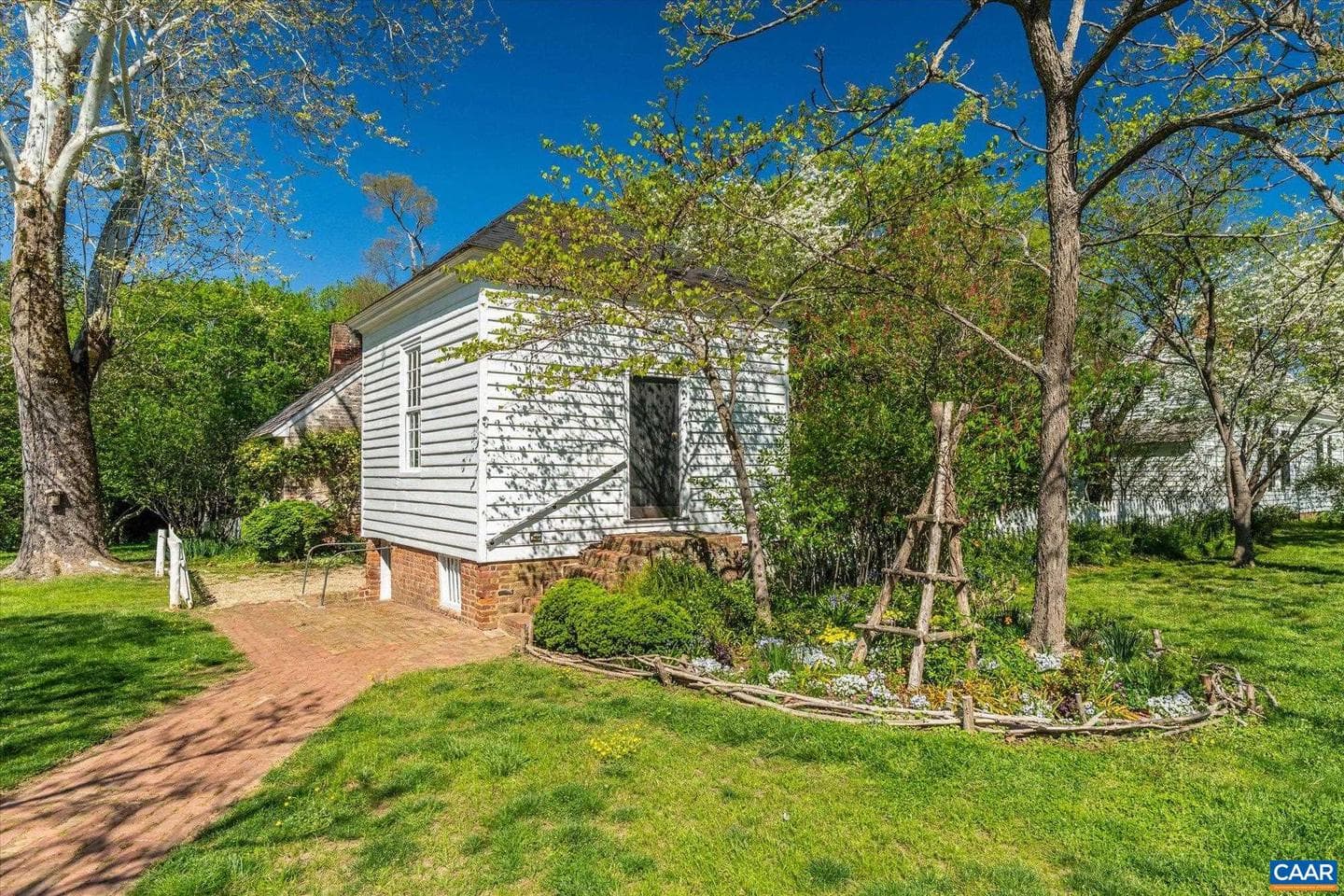 12601 River Rd photo 14
