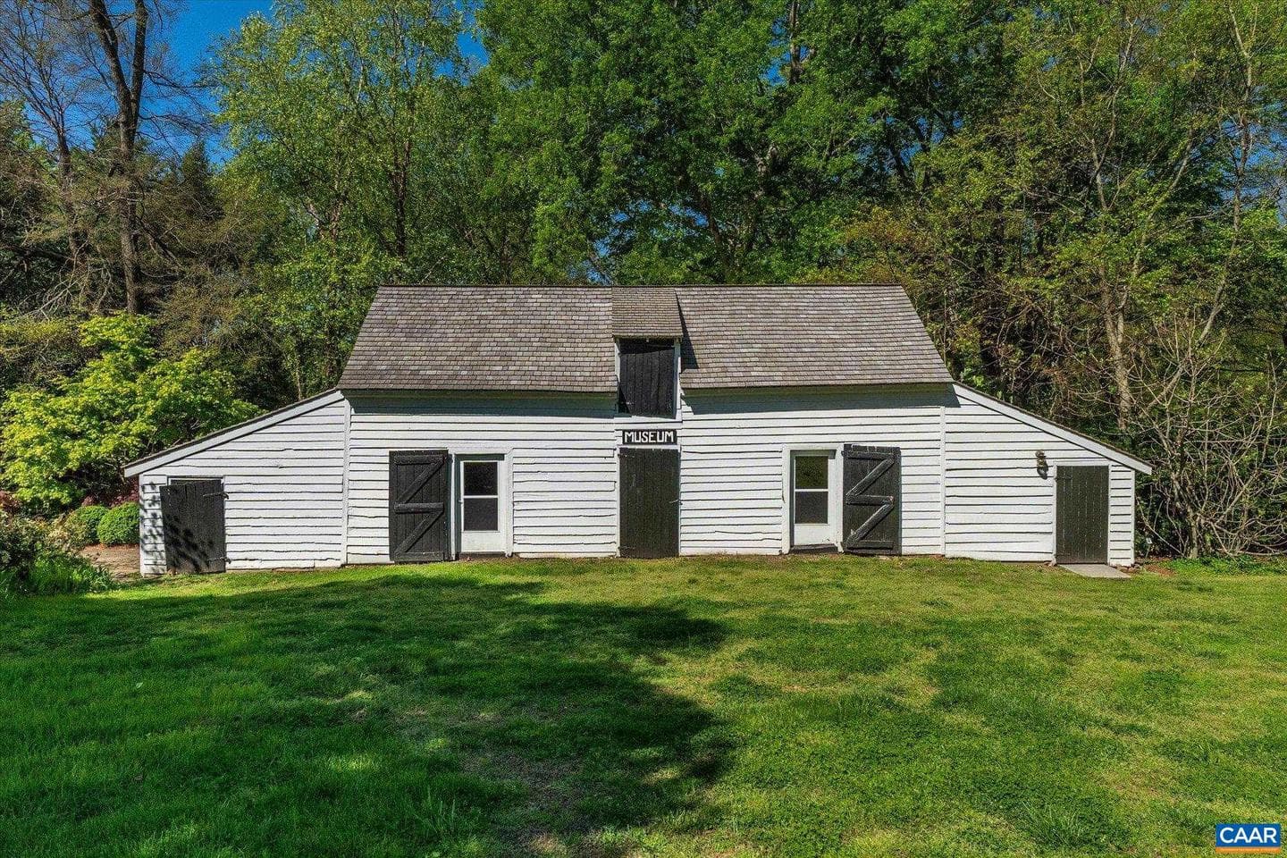 12601 River Rd photo 19