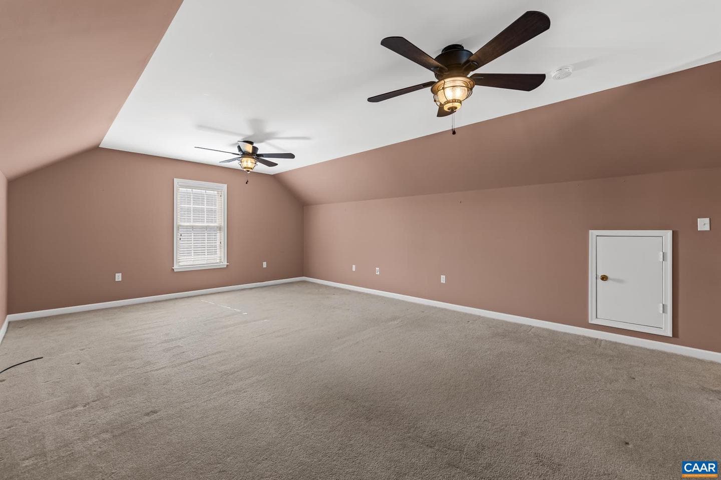64 Saint Andrews St photo 28