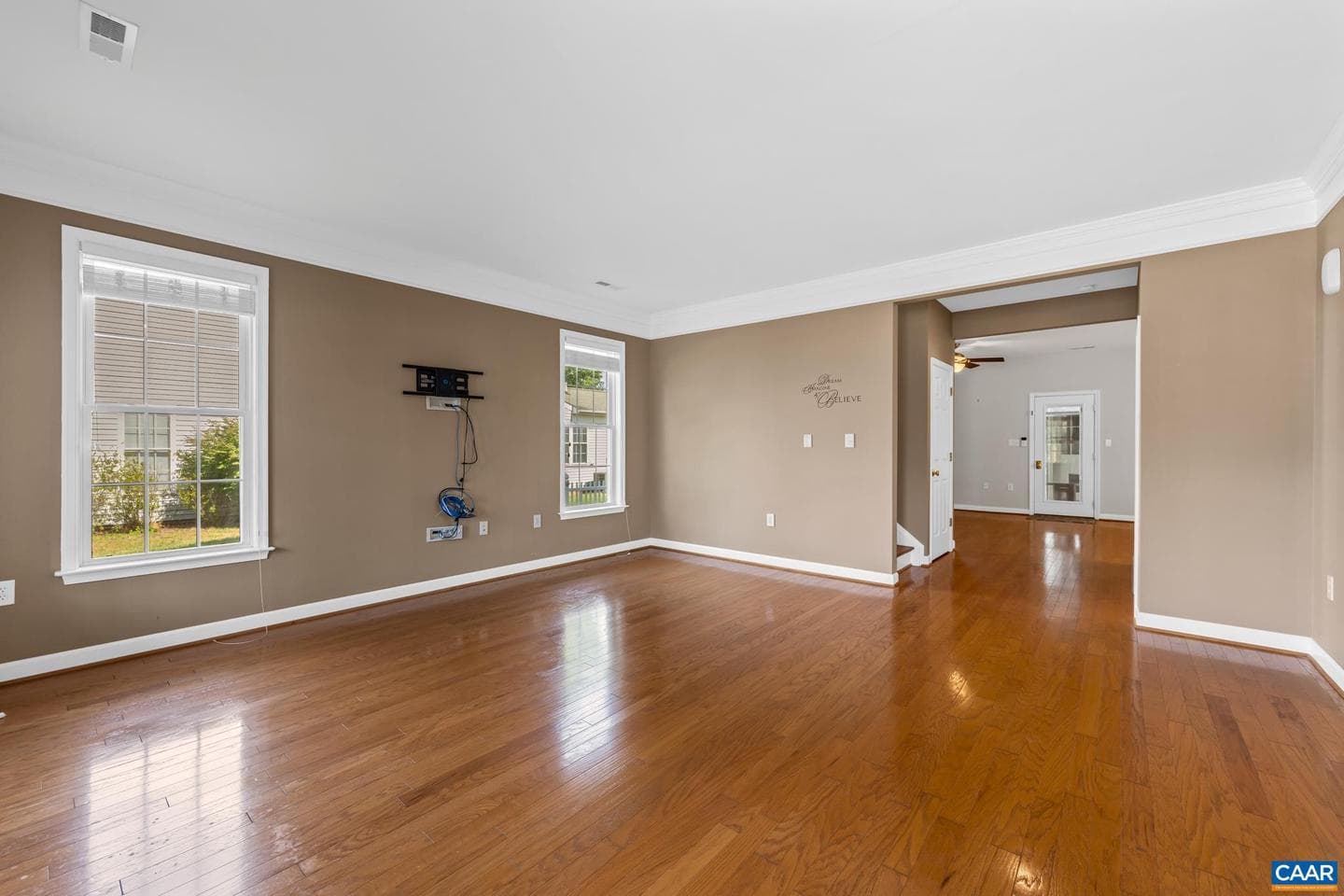 64 Saint Andrews St photo 3