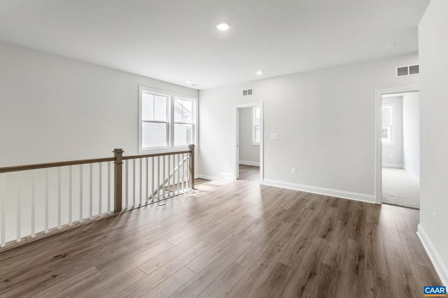 142 Sunbird Ln photo 27