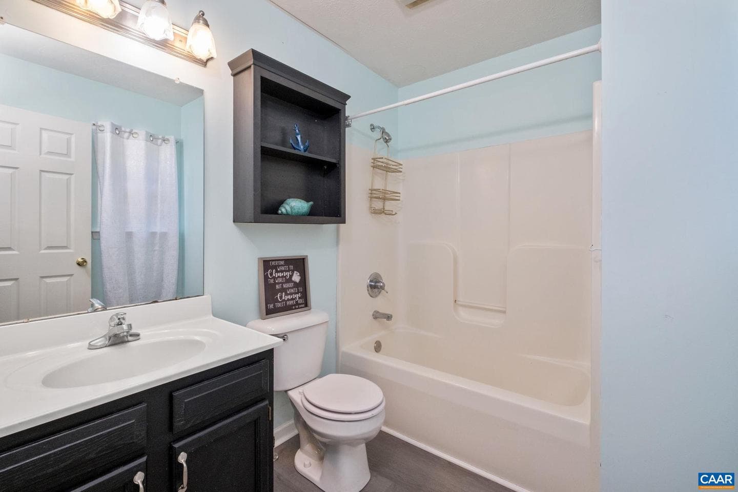537 Edwardian Ln photo 23