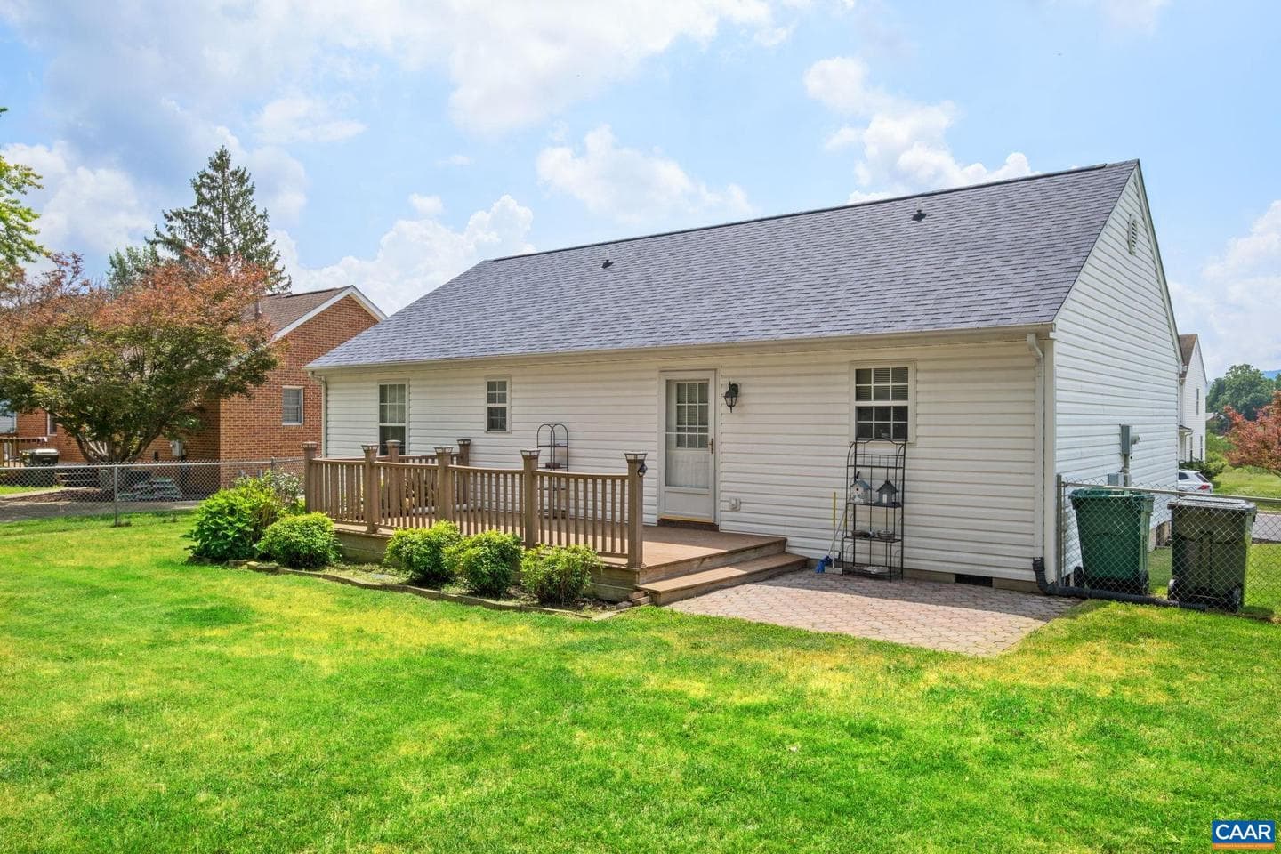 537 Edwardian Ln photo 27